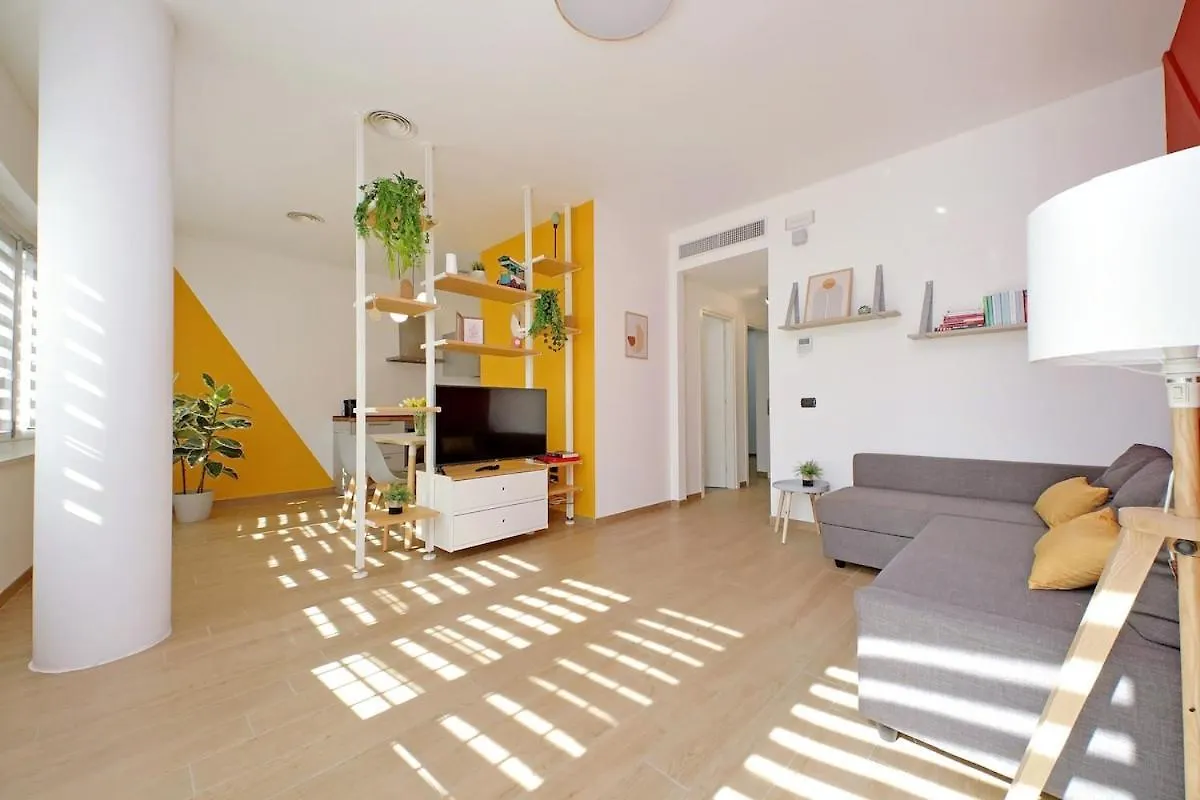Appartamento The Color House Roma 0*,  Italia